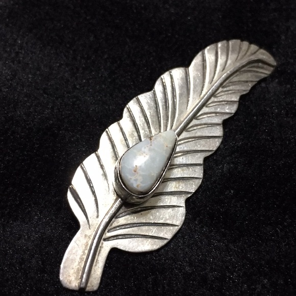 Native American sterling feather brooch - Picture 2 of 4